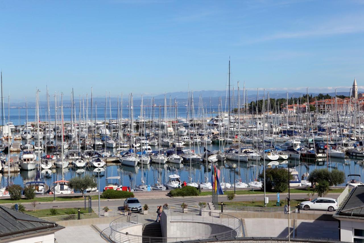 Luxury Marina View Apartment Изола Экстерьер фото