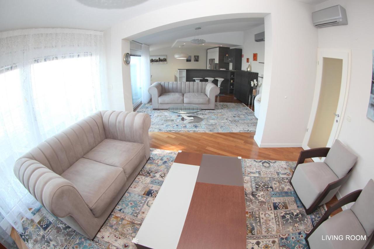 Luxury Marina View Apartment Изола Экстерьер фото